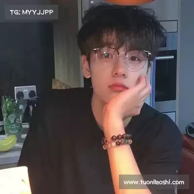 华菁俭